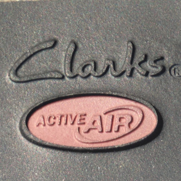 Women’s Black, Leather Clark’s, size 8.5 - Picture 8 of 9